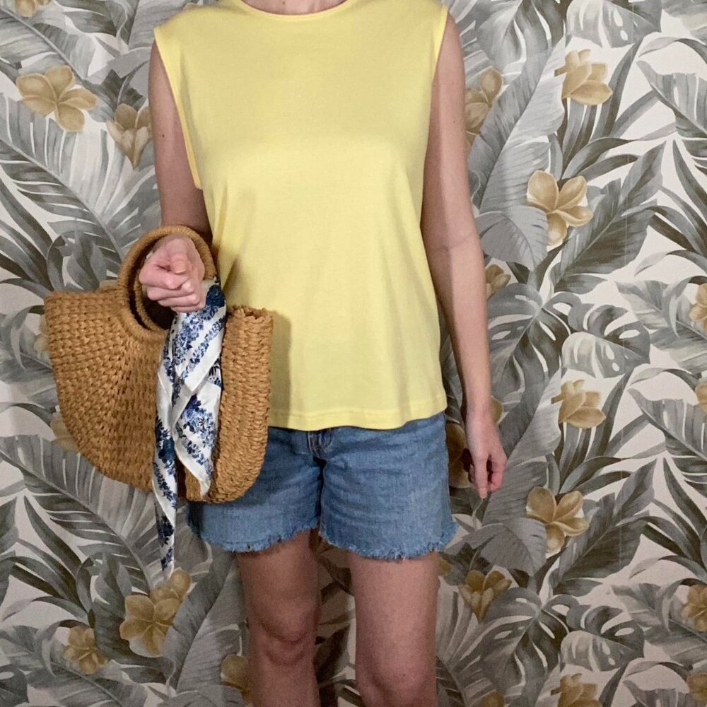 Butter yellow spring tank 🌼